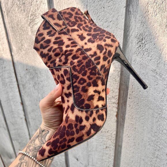 Just Fab Leopard Print Cowboy Stiletto Booties Size 9.5 - Picture 8 of 8